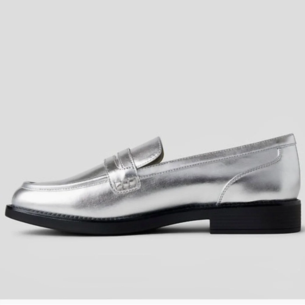 GAP Metallic Silver Vegan Leather Slip‎ On  Loafers Flats Women's Size: 9 NWT